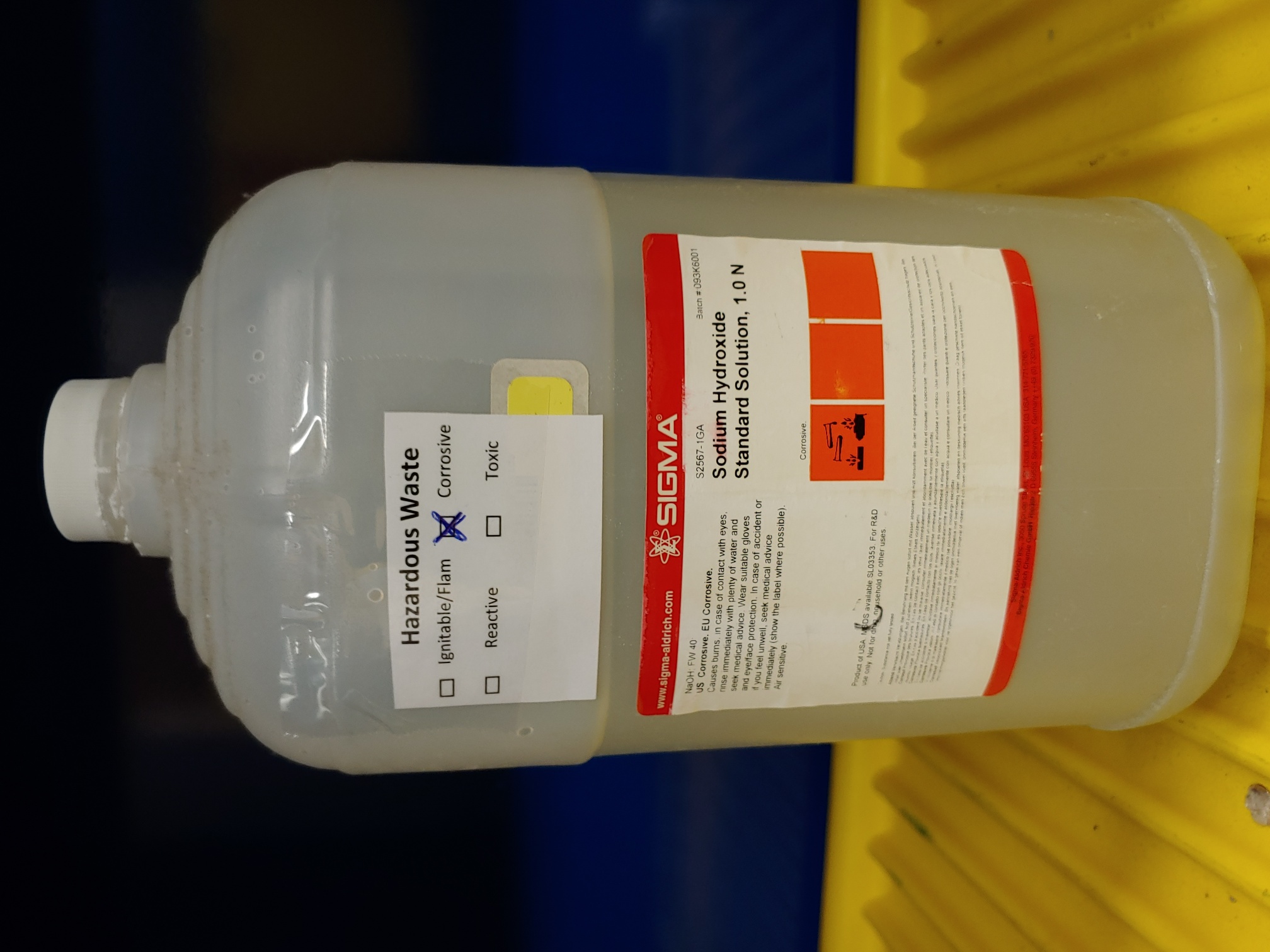 Small chemical waste label